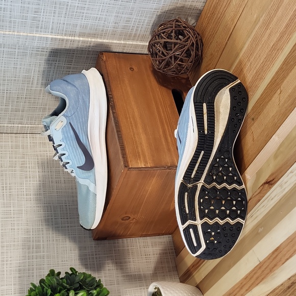 Women's Nike Downshifter 8 - Picture 2 of 4